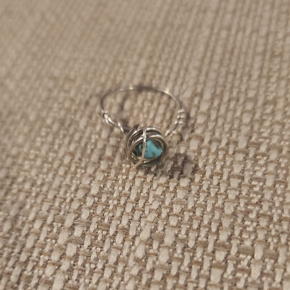 Silver Turquoise Ring - Picture 1 of 3
